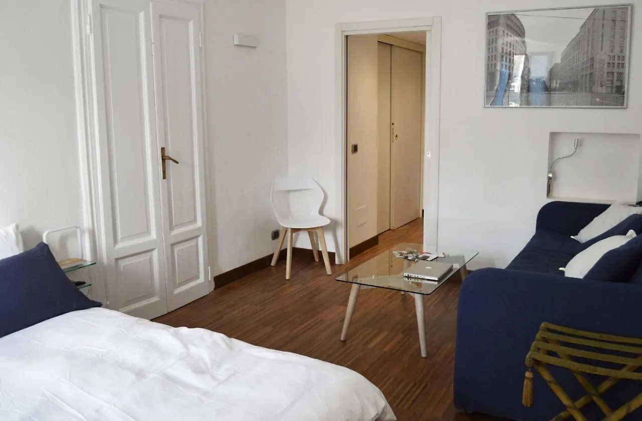 Room Inn Milão Alojamento de Acomodação e Pequeno-almoço